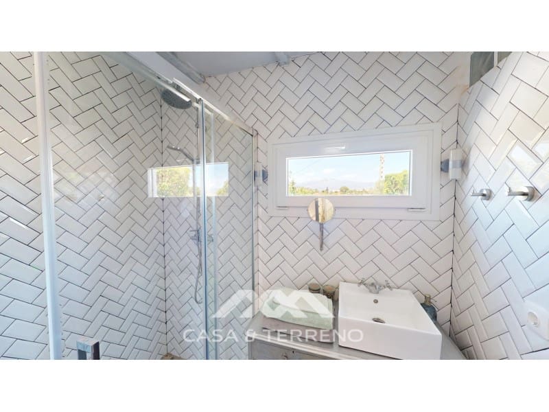 2 bedroom Villa for sale in Almayate with pool - € 598,000 (Ref: 9846157)