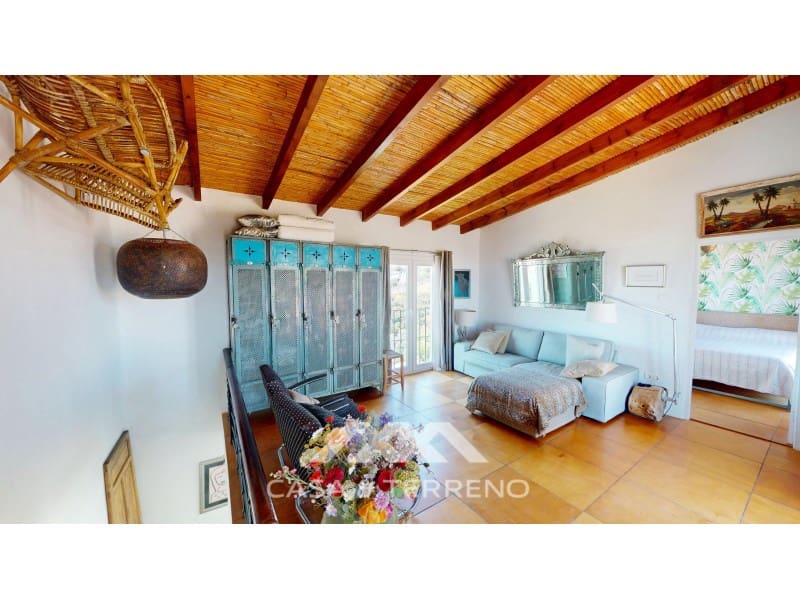 2 bedroom Villa for sale in Almayate with pool - € 598,000 (Ref: 9846157)