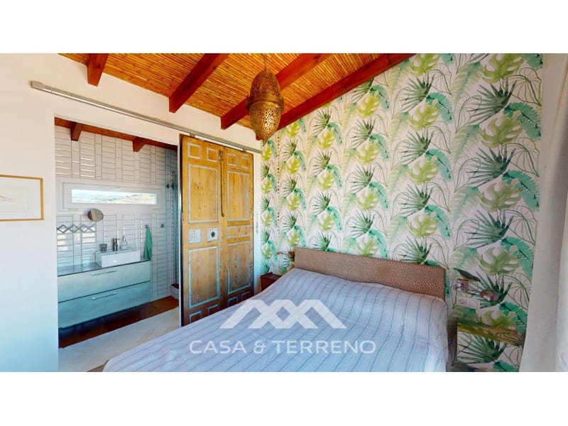2 bedroom Villa for sale in Almayate with pool - € 598,000 (Ref: 9846157)