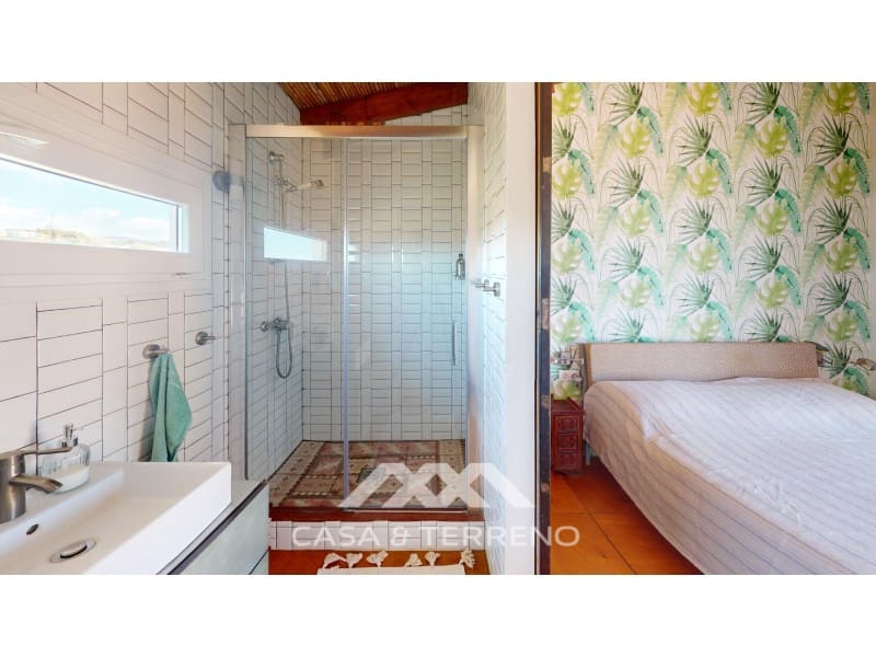 2 bedroom Villa for sale in Almayate with pool - € 598,000 (Ref: 9846157)