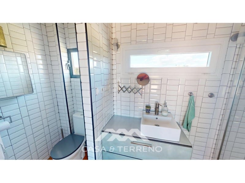 2 bedroom Villa for sale in Almayate with pool - € 598,000 (Ref: 9846157)
