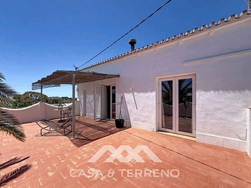 2 bedroom Villa for sale in Almayate with pool - € 598,000 (Ref: 9846157)