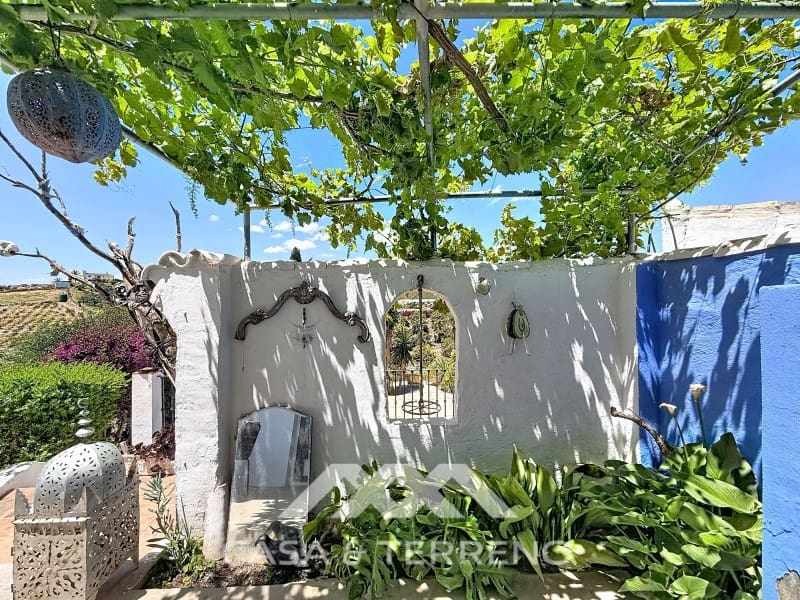 2 bedroom Villa for sale in Almayate with pool - € 598,000 (Ref: 9846157)
