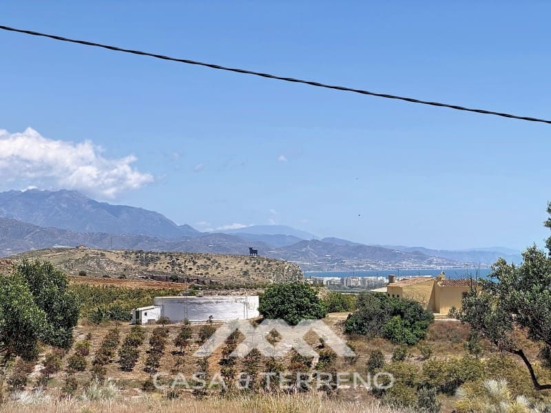 2 bedroom Villa for sale in Almayate with pool - € 598,000 (Ref: 9846157)