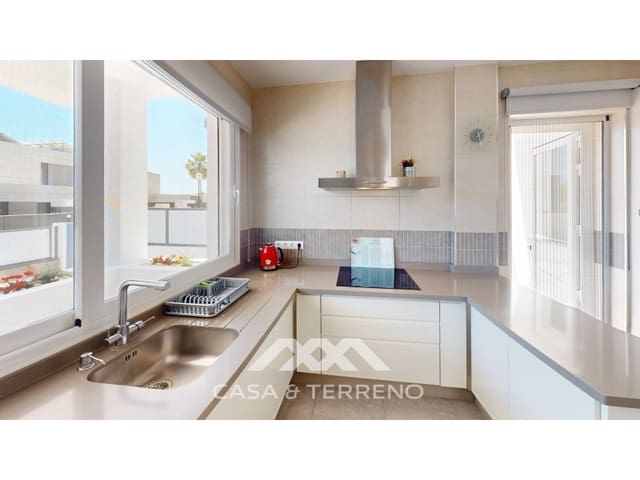 5 soverom Villa til salgs i Torre del Mar, Vélez-Málaga med svømmebasseng garasje - € 745 000 (Ref: 9873206)