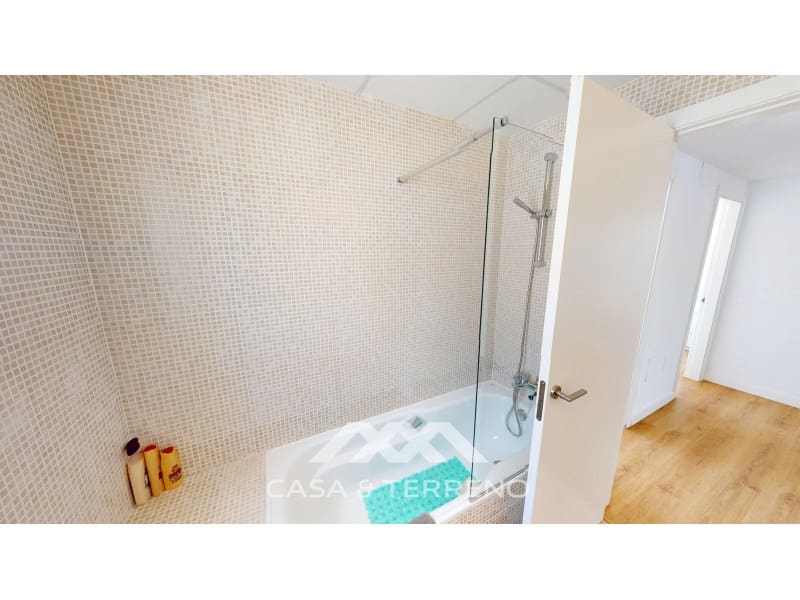 5 soverom Villa til salgs i Torre del Mar med svømmebasseng garasje - € 745 000 (Ref: 9873206)
