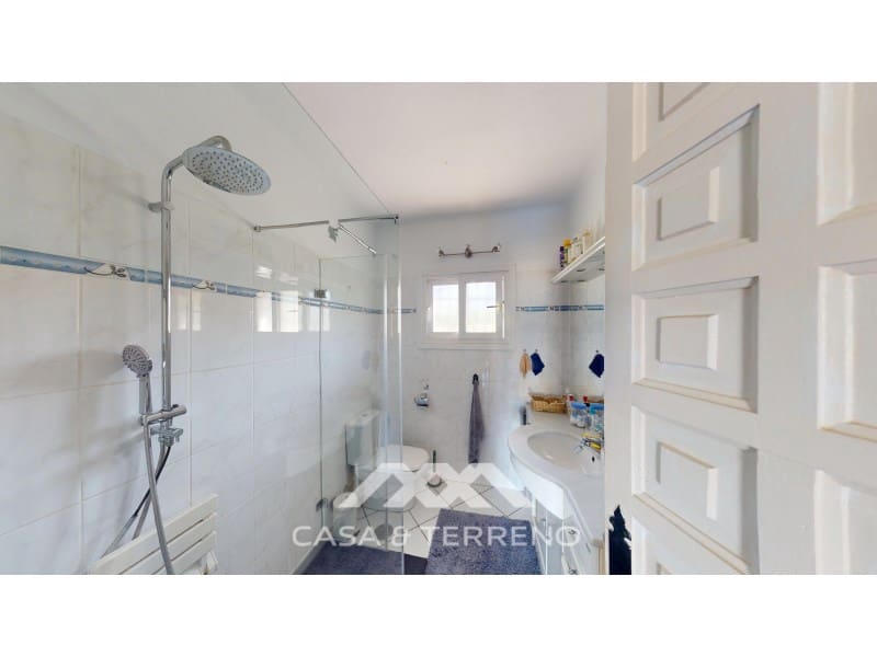 3 slaapkamer Villa te koop in Caleta de Velez met zwembad garage - € 595.000 (Ref: 9876036)