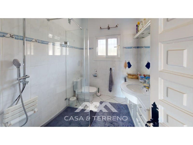 3 slaapkamer Villa te koop in Caleta de Velez met zwembad garage - € 595.000 (Ref: 9876036)