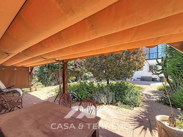 3 chambre Villa/Maison à vendre à Caleta de Vélez, Vélez-Málaga avec piscine garage - 595 000 € (Ref: 9876036)