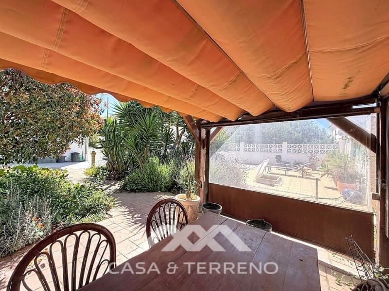 3 slaapkamer Villa te koop in Caleta de Velez met zwembad garage - € 595.000 (Ref: 9876036)