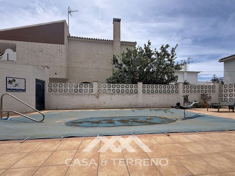 3 slaapkamer Villa te koop in Caleta de Velez met zwembad garage - € 595.000 (Ref: 9876036)