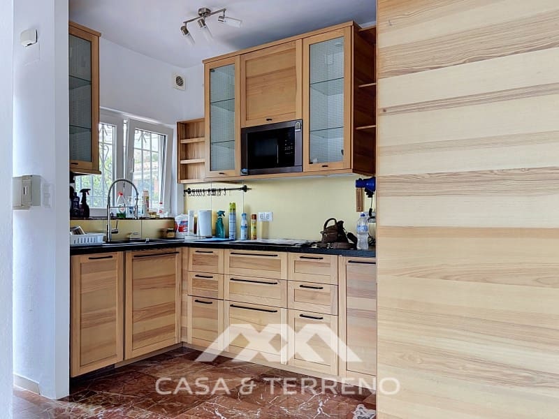 3 bedroom Villa for sale in Caleta de Velez with pool garage - € 549,000 (Ref: 9876036)