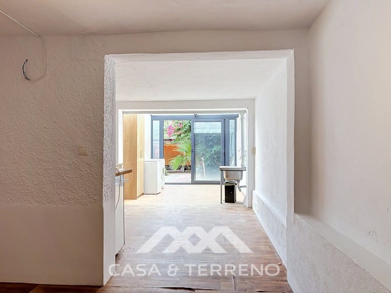 3 bedroom Villa for sale in Caleta de Velez with pool garage - € 549,000 (Ref: 9876036)