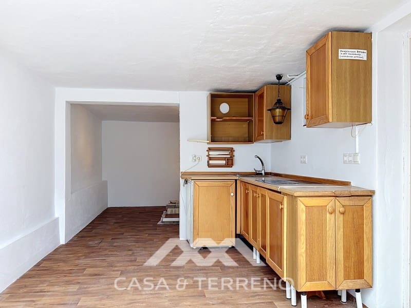 3 bedroom Villa for sale in Caleta de Velez with pool garage - € 549,000 (Ref: 9876036)