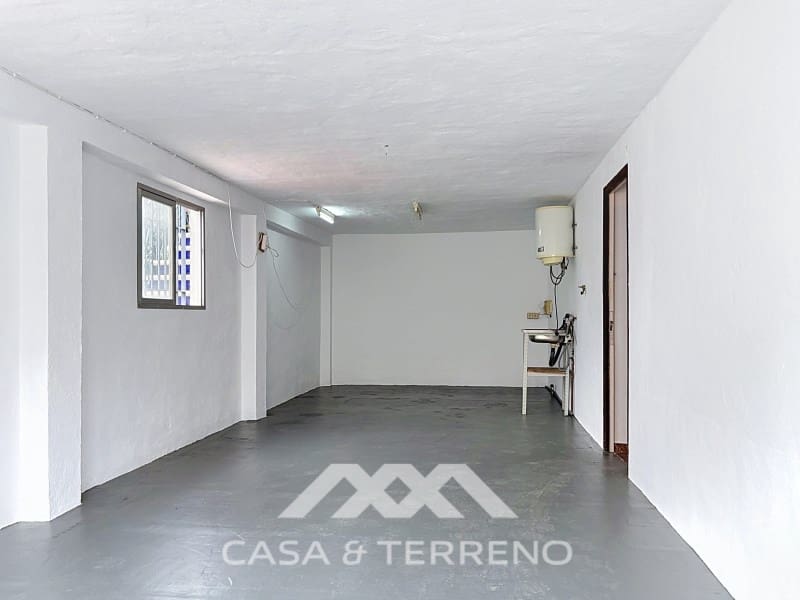 3 bedroom Villa for sale in Caleta de Velez with pool garage - € 549,000 (Ref: 9876036)