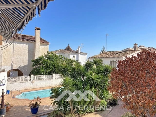 3 sovrum Villa till salu i Caleta de Vélez, Vélez-Málaga med pool garage - 549 000 € (Ref: 9876036)