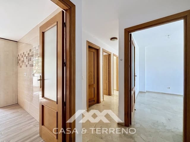 4 camera da letto Appartamento in vendita in Caleta de Vélez, Vélez-Málaga con garage - 370.000 € (Rif: 9884463)