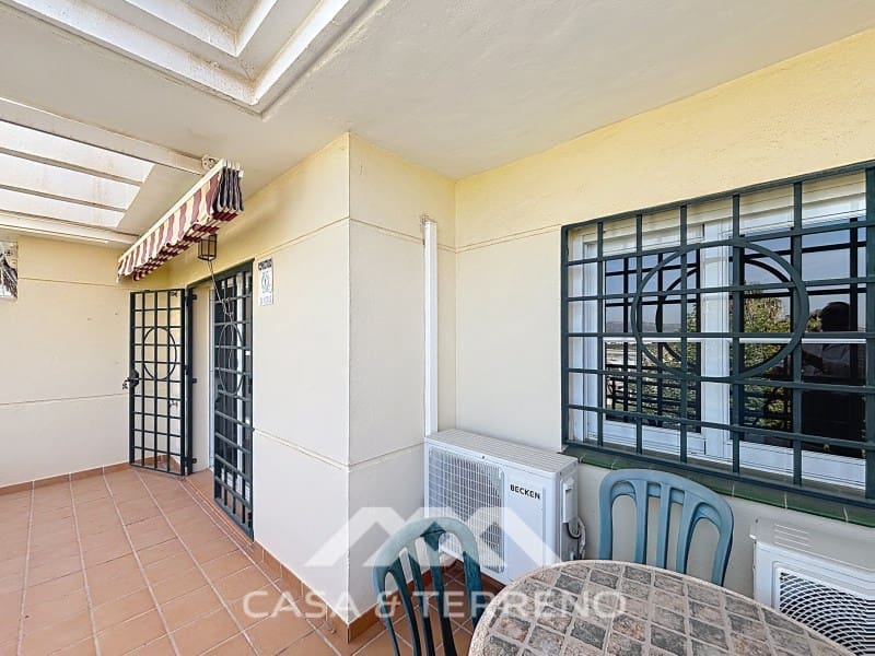 4 bedroom Apartment for sale in Caleta de Velez with garage - € 370,000 (Ref: 9884463)
