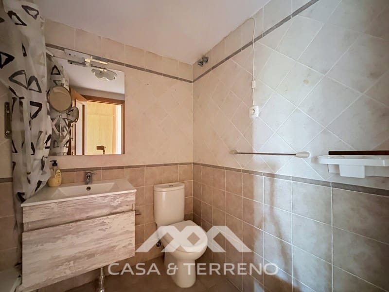 4 bedroom Apartment for sale in Caleta de Velez with garage - € 370,000 (Ref: 9884463)