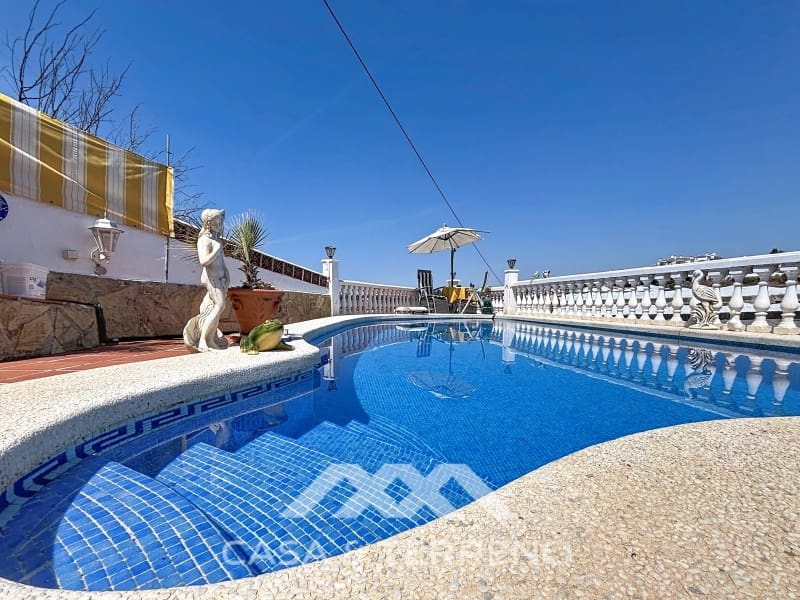 2 bedroom Villa for sale in Torrox-Costa with pool garage - € 399,000 (Ref: 9884464)