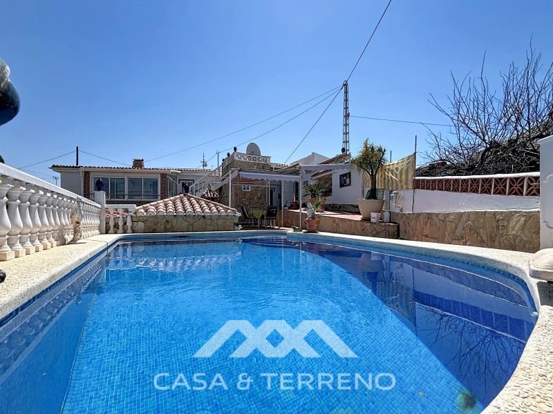 2 bedroom Villa for sale in Torrox-Costa with pool garage - € 399,000 (Ref: 9884464)