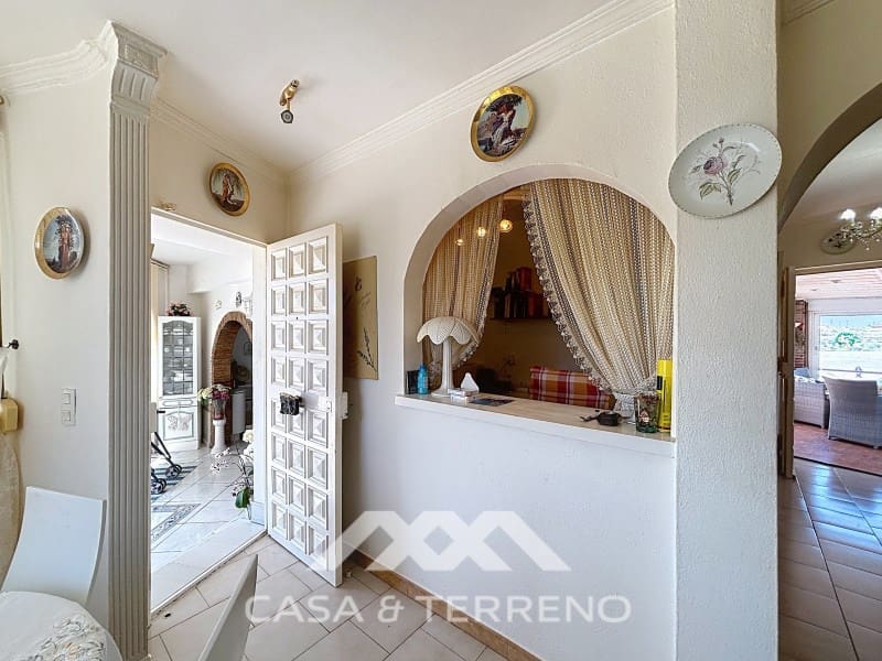 2 bedroom Villa for sale in Torrox-Costa with pool garage - € 399,000 (Ref: 9884464)