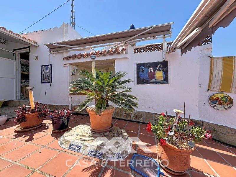2 bedroom Villa for sale in Torrox-Costa with pool garage - € 399,000 (Ref: 9884464)