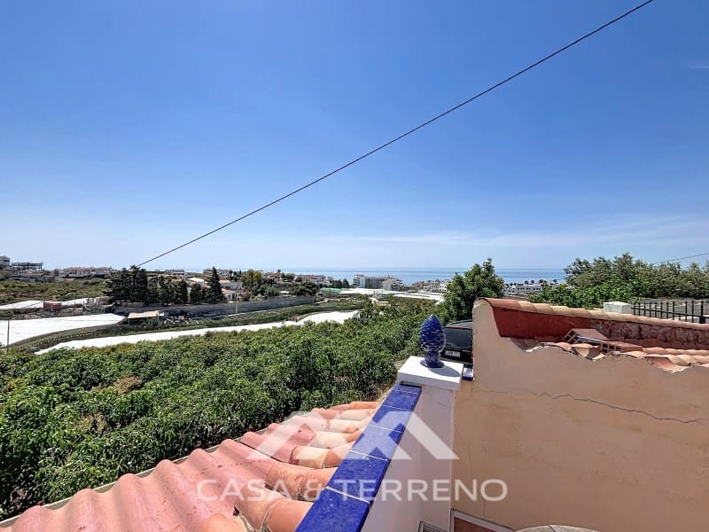 2 bedroom Villa for sale in Torrox-Costa with pool garage - € 399,000 (Ref: 9884464)