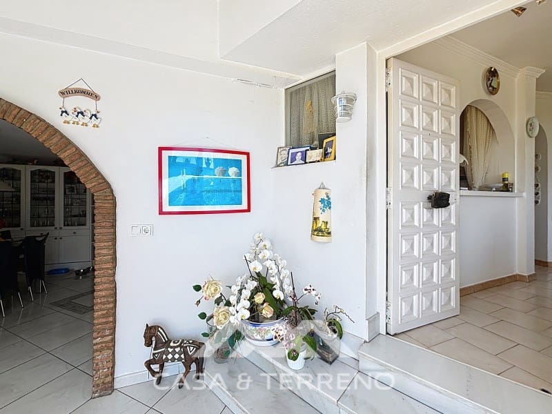 2 bedroom Villa for sale in Torrox-Costa with pool garage - € 399,000 (Ref: 9884464)