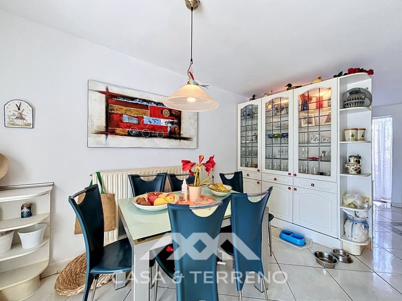 2 bedroom Villa for sale in Torrox-Costa with pool garage - € 399,000 (Ref: 9884464)