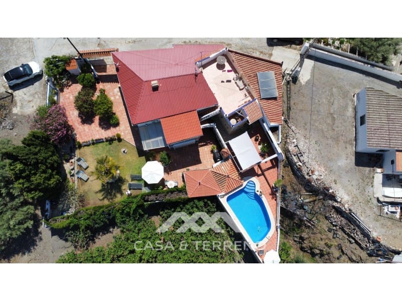 2 bedroom Villa for sale in Torrox-Costa with pool garage - € 399,000 (Ref: 9884464)