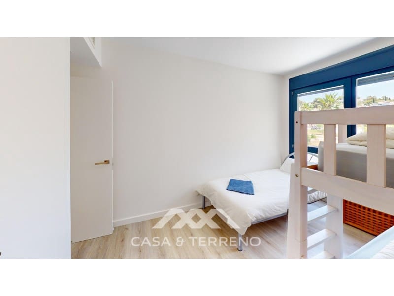 4 bedroom Apartment for sale in Caleta de Velez - € 515,000 (Ref: 9887987)