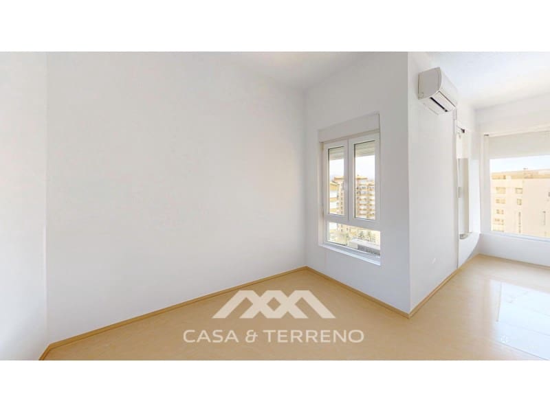 Studio for sale in Algarrobo Costa - € 198,000 (Ref: 9887988)