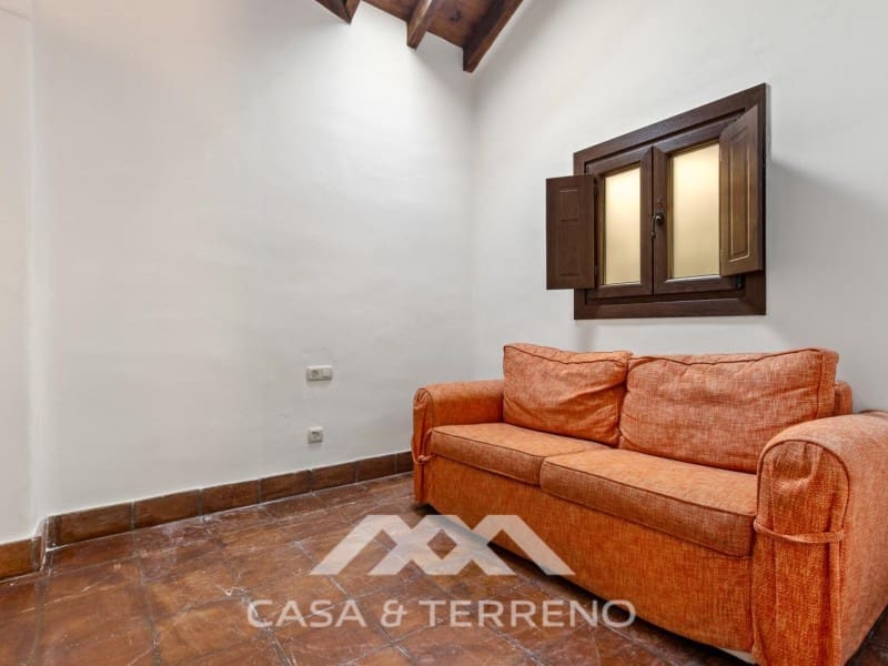Chalet de 3 habitaciones en Arenas en venta con piscina - 462.000 € (Ref: 9890087)