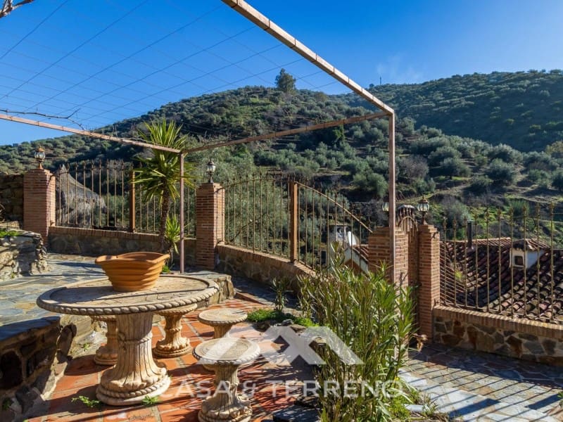 Chalet de 3 habitaciones en Arenas en venta con piscina - 462.000 € (Ref: 9890087)