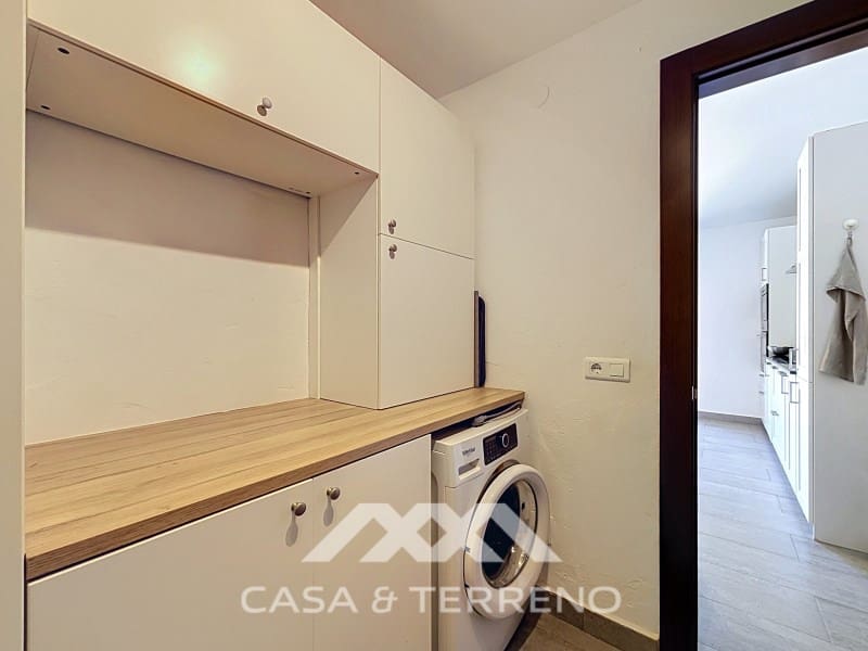 3 bedroom Villa for sale in Canillas de Aceituno with garage - € 485,000 (Ref: 9896613)