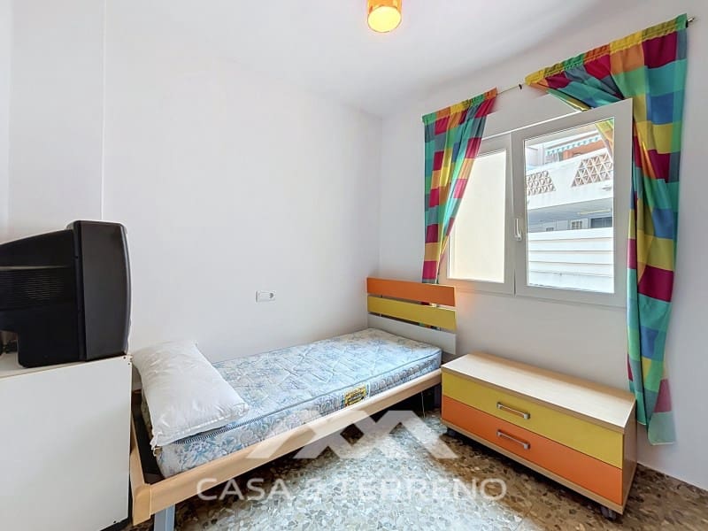 4 bedroom Semi-detached Villa for rent in Torre del Mar with pool - € 1,600 (Ref: 9912843)