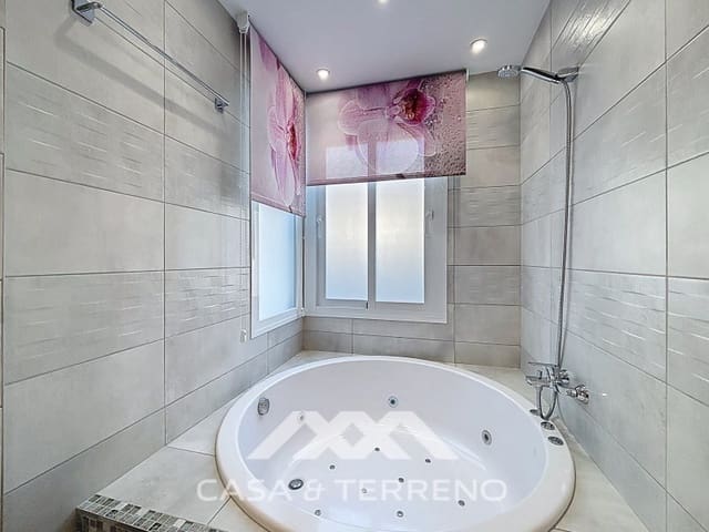 6 chambre Chambres d'Hôtes/B&B à vendre à Caleta de Vélez, Vélez-Málaga avec piscine garage - 1 200 000 € (Ref: 9912844)