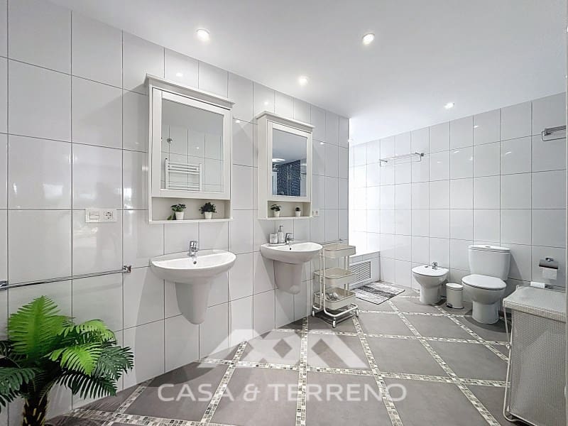 6 chambre Chambres d'Hôtes/B&B à vendre à Caleta de Velez avec piscine garage - 1 200 000 € (Ref: 9912844)