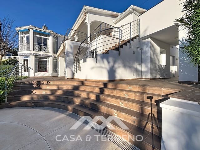 6 chambre Chambres d'Hôtes/B&B à vendre à Caleta de Vélez, Vélez-Málaga avec piscine garage - 1 200 000 € (Ref: 9912844)