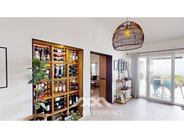 4 sypialnia Willa na sprzedaż w Algarrobo z basenem garażem - 1 250 000 € (Ref: 9942058)