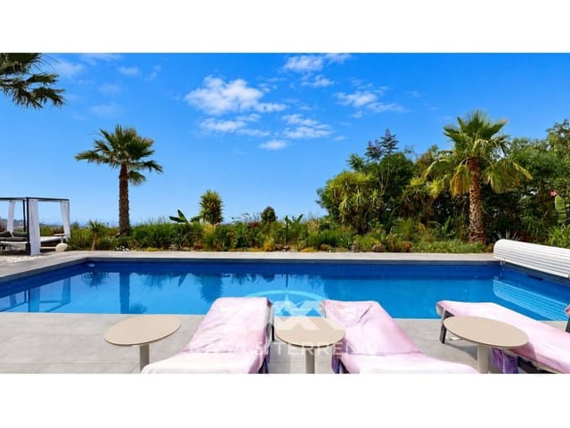4 sypialnia Willa na sprzedaż w Algarrobo z basenem garażem - 1 250 000 € (Ref: 9942058)