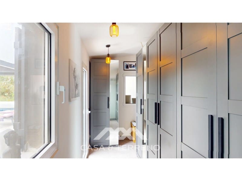 4 sypialnia Willa na sprzedaż w Algarrobo z basenem garażem - 1 250 000 € (Ref: 9942058)