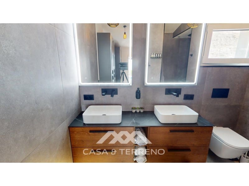 4 sypialnia Willa na sprzedaż w Algarrobo z basenem garażem - 1 250 000 € (Ref: 9942058)