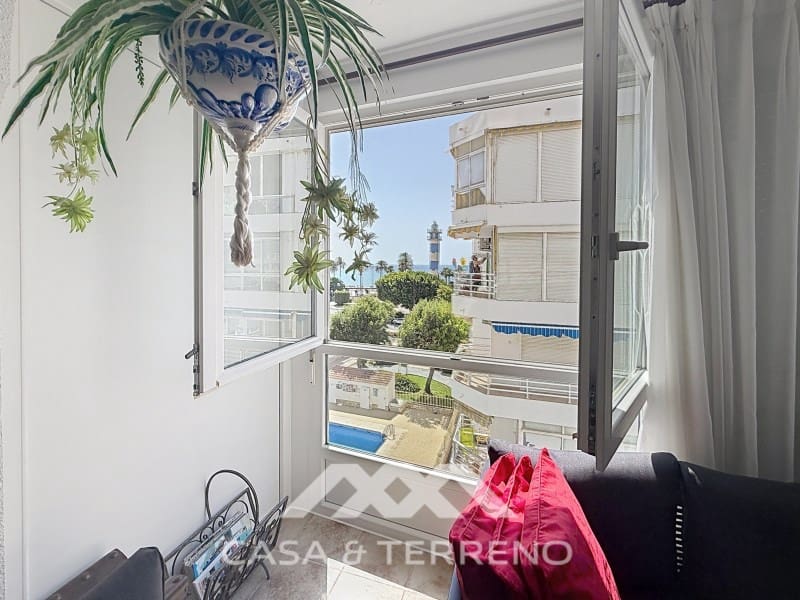 3 soveværelse Lejlighed til salg i Torre del Mar - € 349.500 (Ref: 9943942)