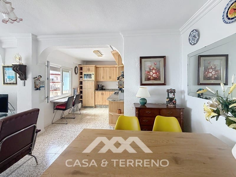 3 soveværelse Lejlighed til salg i Torre del Mar - € 349.500 (Ref: 9943942)