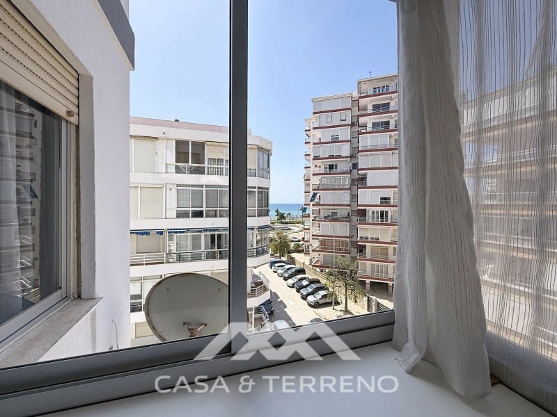 3 soveværelse Lejlighed til salg i Torre del Mar - € 349.500 (Ref: 9943942)