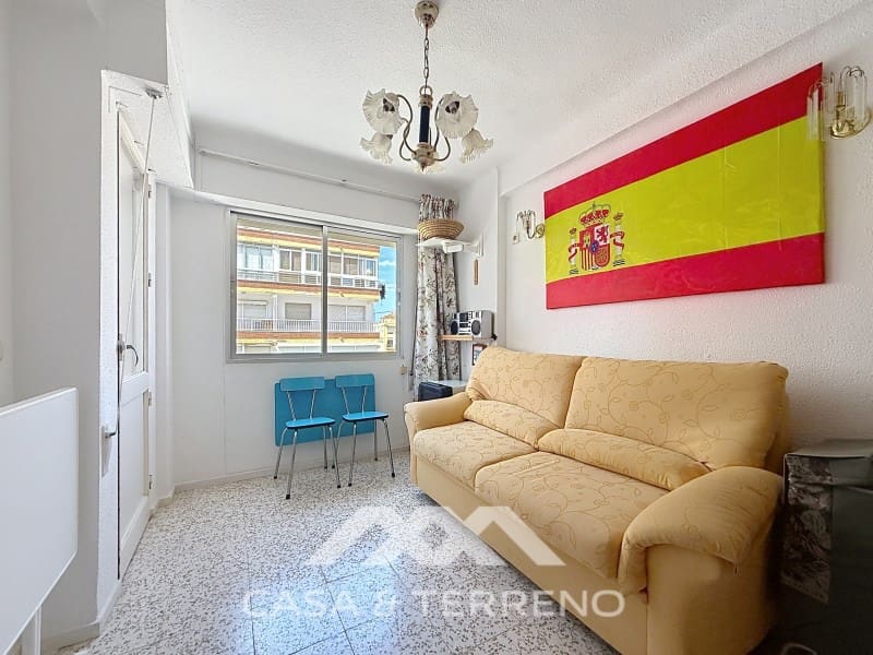 3 soveværelse Lejlighed til salg i Torre del Mar - € 349.500 (Ref: 9943942)