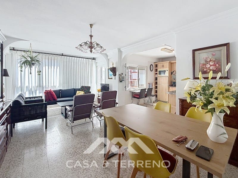 3 soveværelse Lejlighed til salg i Torre del Mar - € 349.500 (Ref: 9943942)