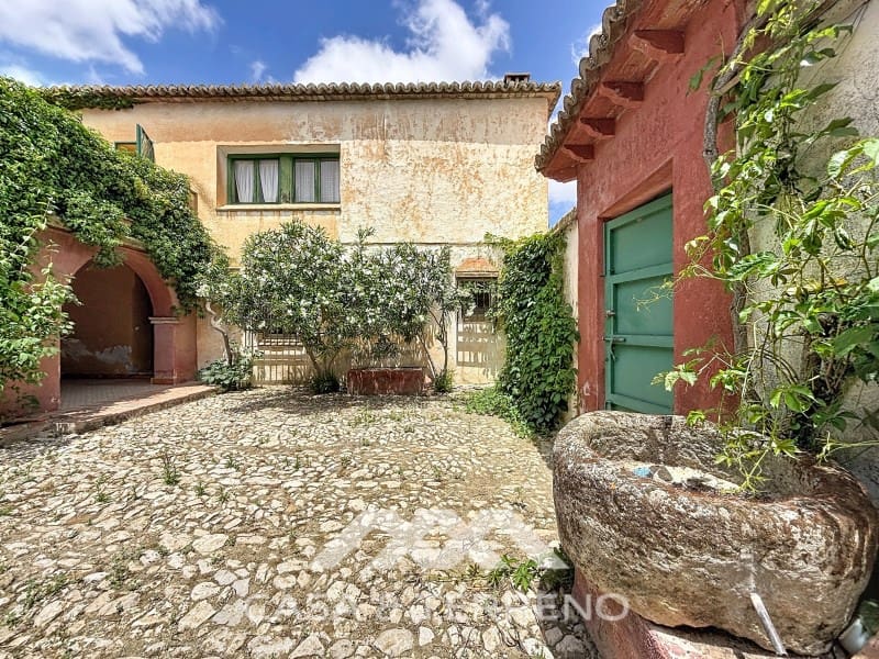3 soveværelse Finca/Landehus til salg i Zafarraya - € 799.999 (Ref: 9947564)
